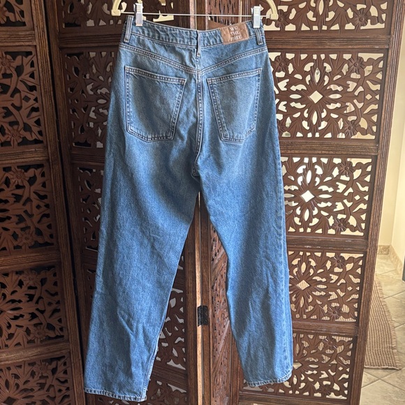 Free People Classic Denim Boyfriend Jeans 👖 - Picture 3 of 5